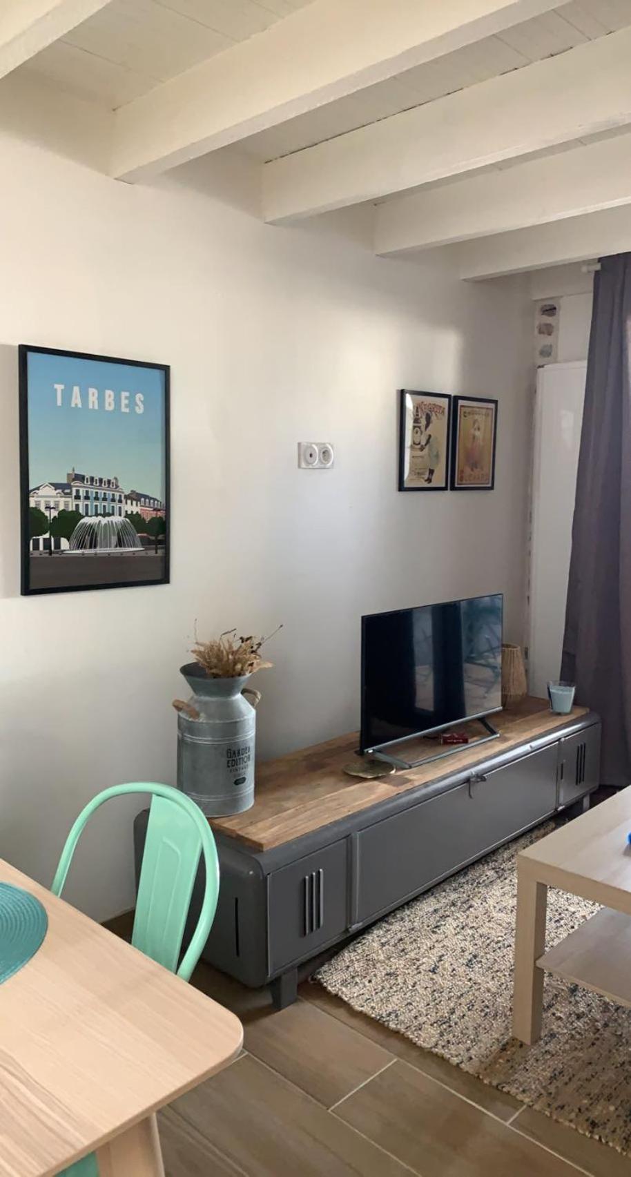 Les Spas De La Chartreuse Tarbes Habitación foto